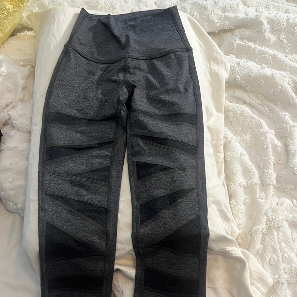 Grey Lululemon leggings